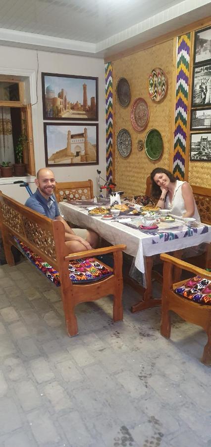 Guest House Ibrohim حلال Bukhara Esterno foto